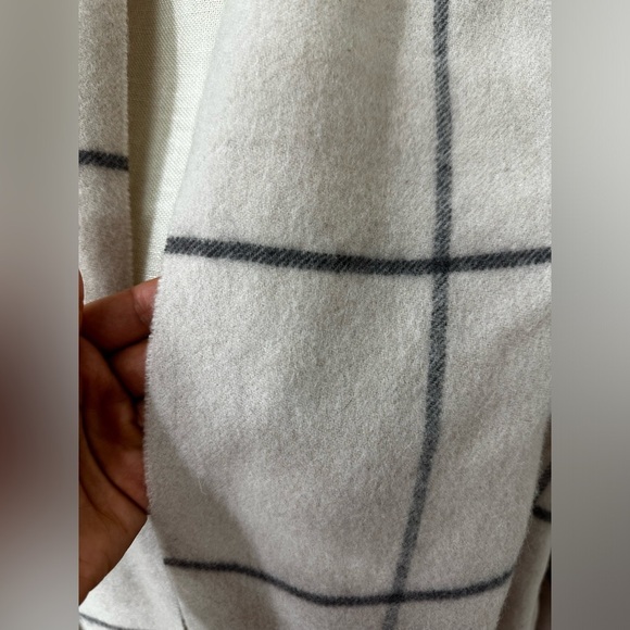 Madewell Check Cape Scarf Fringed Long Wrap Shawl Cape Wrap Neutral NEW Wool - Picture 4 of 7